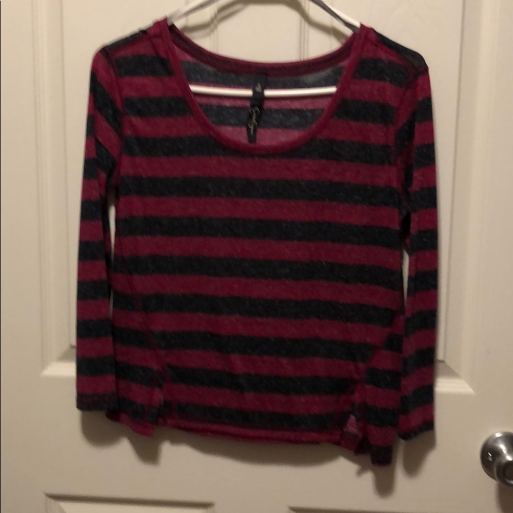 Jessica Simpson top